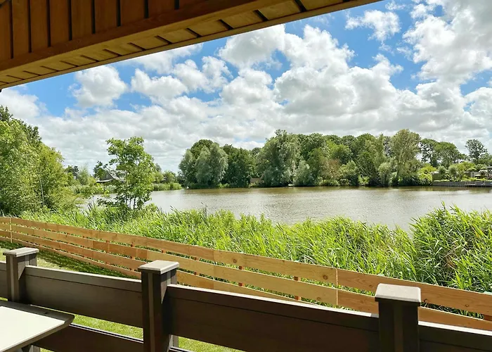 Chalet 501B Op Recreatiepark De Wielen