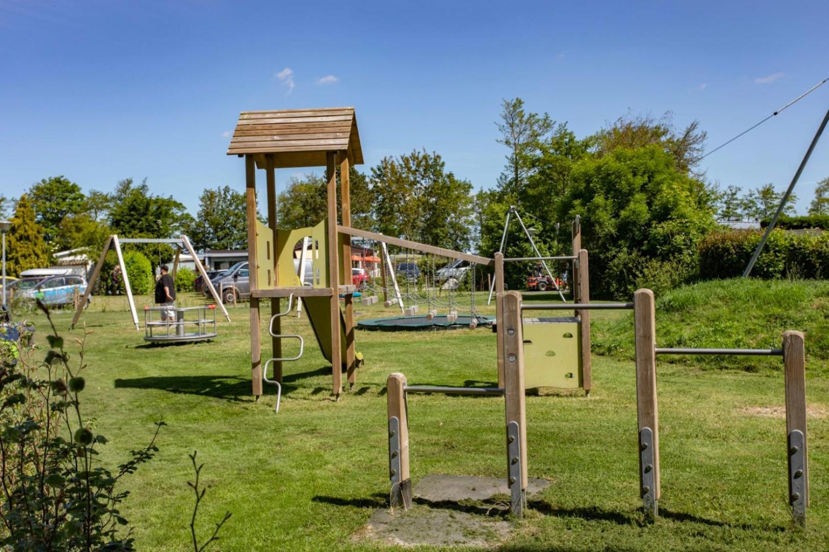 Chalet 501b Op Recreatiepark De Wielen