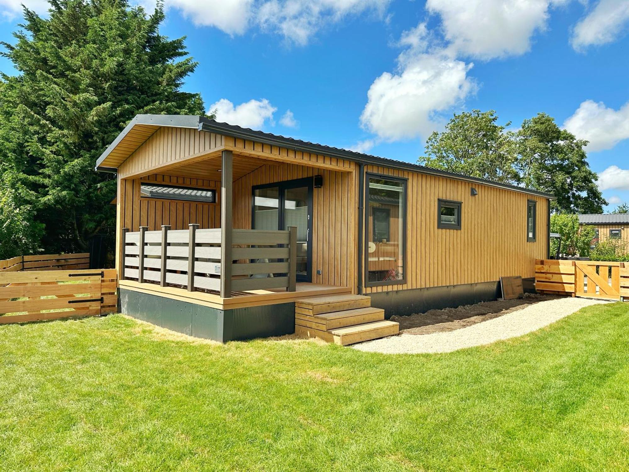 501b Op Recreatiepark De Wielen Chalet Sint Maarten